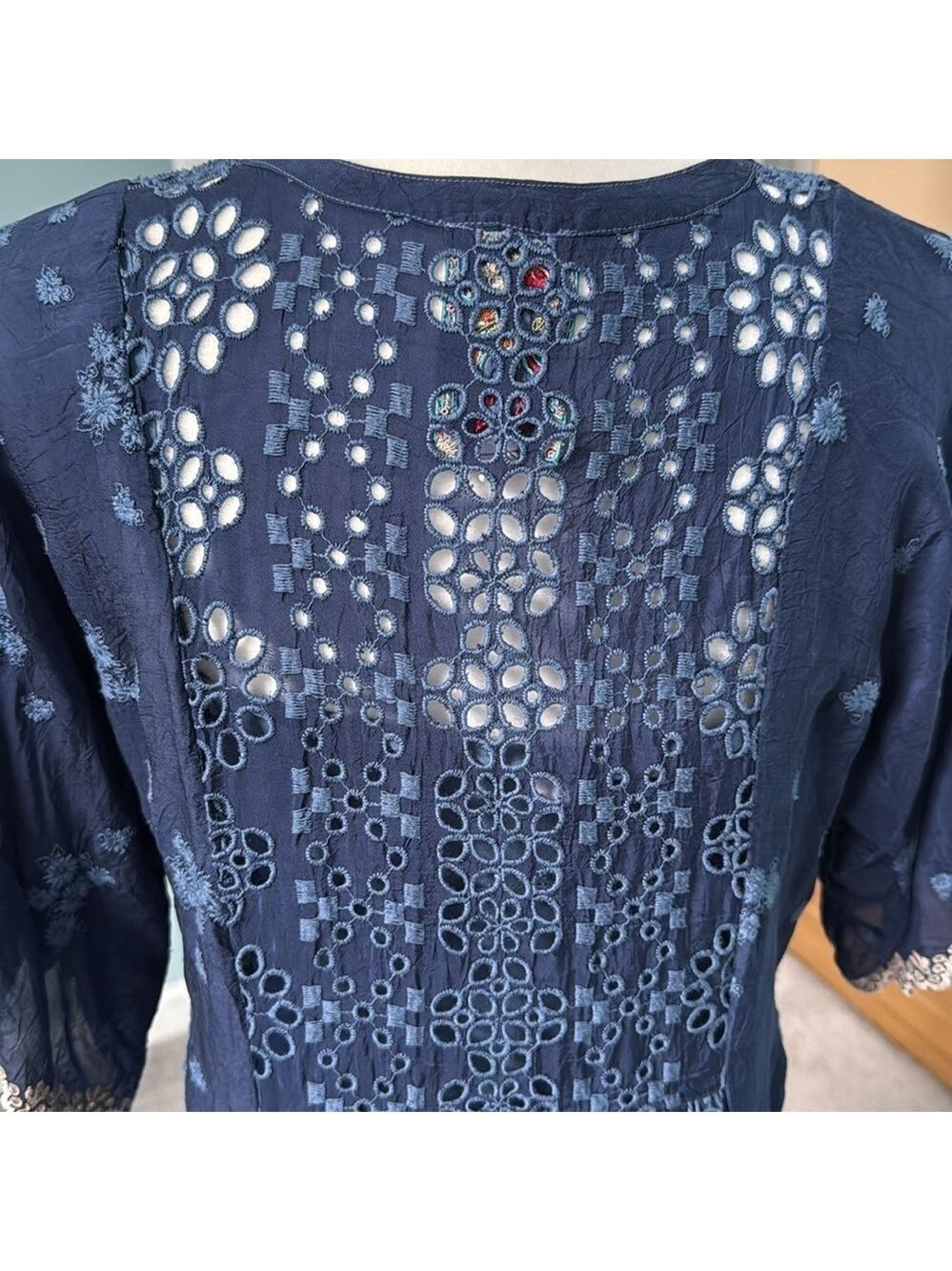 Johnny Was Blue Riza Eyelet Embroidered Shift Dress Size Small - Picture 8 of 16
